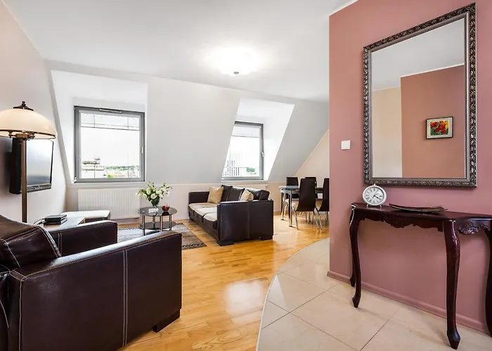 Happy Old Town Tartaczna 235 * Gdańsk