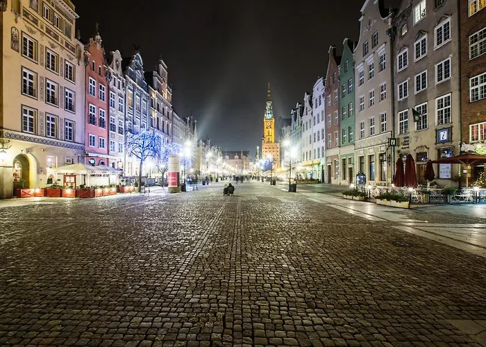 Happy Old Town Tartaczna 235